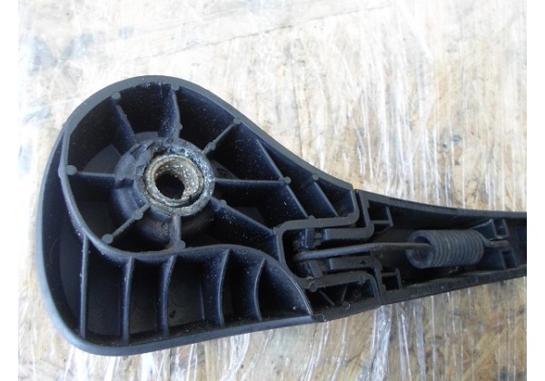 Поводок склоочисника задній Renault Scenic II, 8200134002